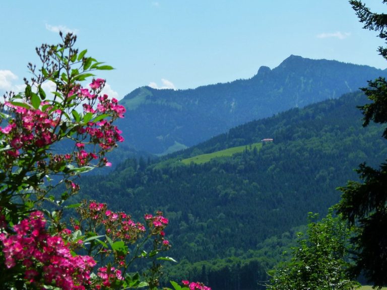 Blick von der Terrasse ins Inntal